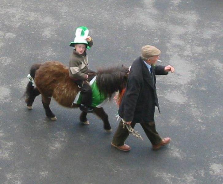 ../Images/St-Patrick's_Day-Buncody-2005-42.jpg