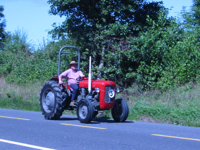 ../Images/Tractor-run-2005-IMG_5199.JPG