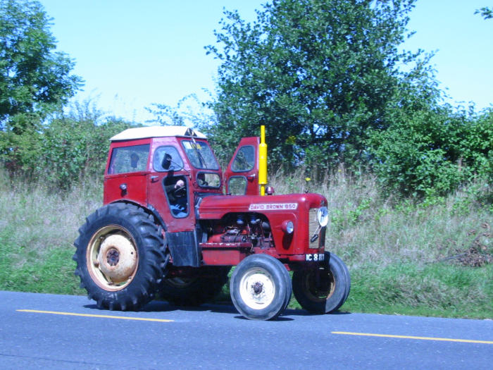 ../Images/Tractor-run-2005-IMG_5218.JPG